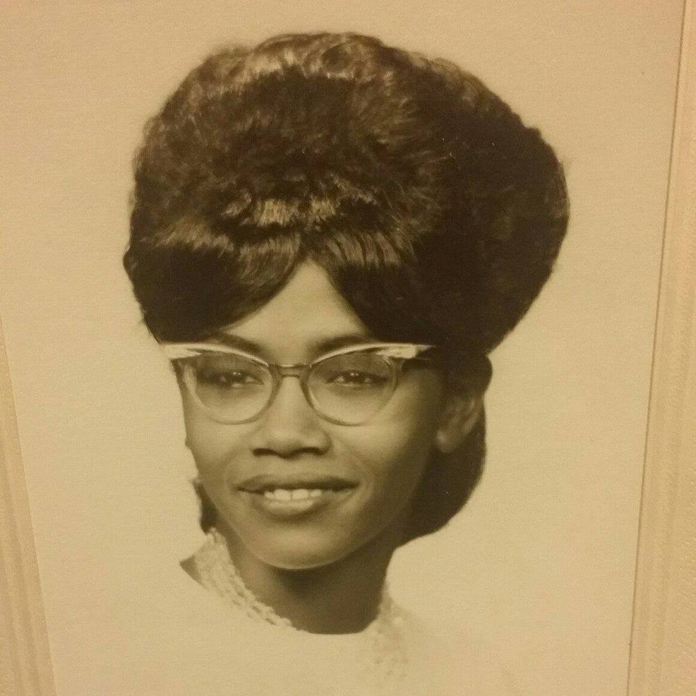 Meet your Posher, Sis